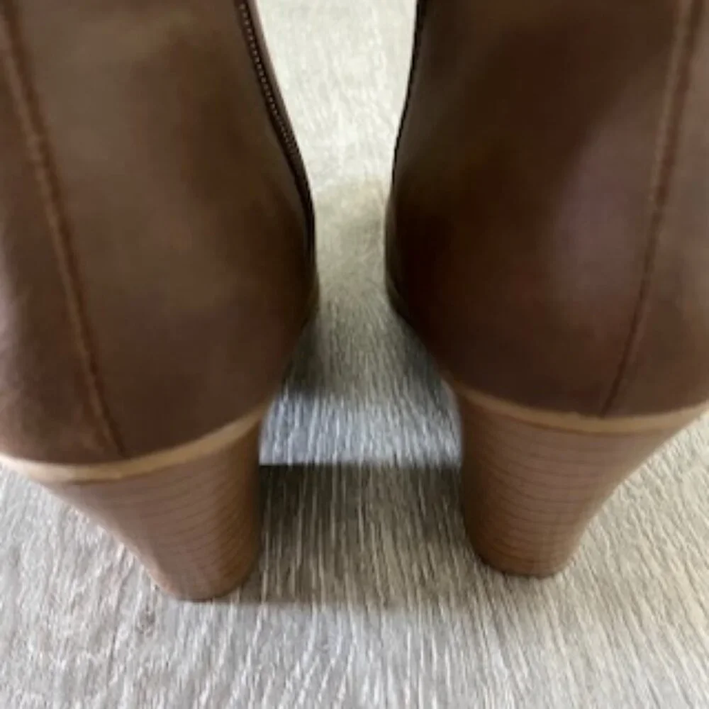 🧡3/15 Journee Collection Valley Zip-Up Booties Women's 8.5